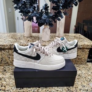 Nike Air Force 1 Strive for Greatness